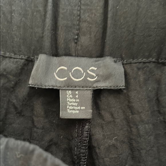 COS Crinkled Wide Leg Trousers size 4 - Picture 6 of 7